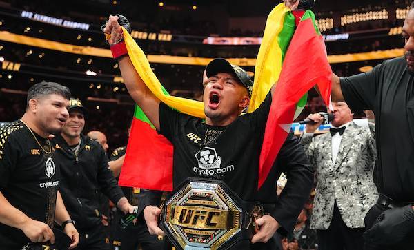 แวน สุดแกร่งป้องกันแชมป์สำเร็จ ไล่บดเบียดแต้ม ปานโทจา ศึก UFC331