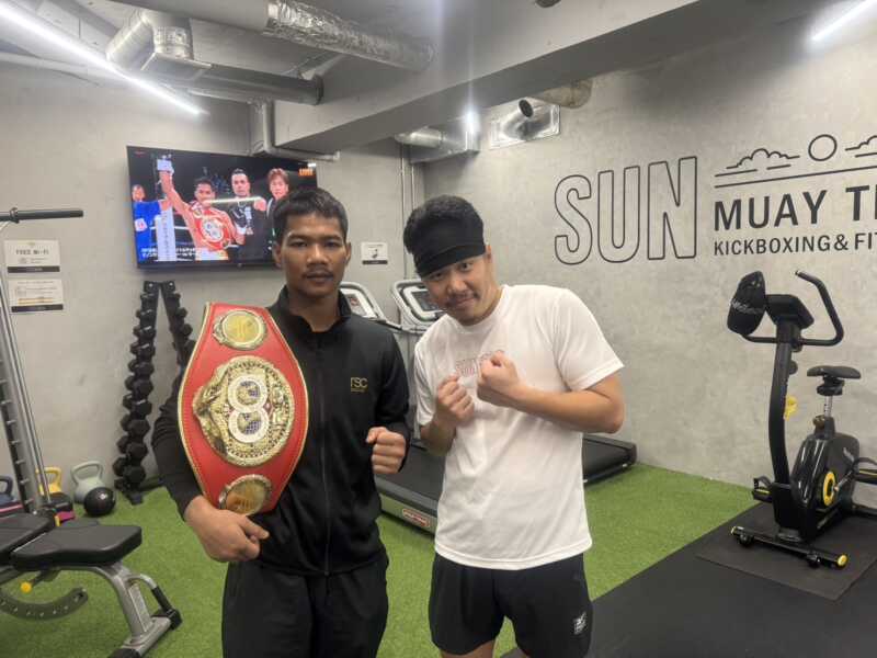 “เพชรโกศล” กลับโอซาก้าในฐานะแชมป์โลก เดินสายขอบคุณสิ่งศักดิ์สิทธิ์ผู้สนับสนุน หลังภารกิจป้องกันแชมป์ผ่านฉลุย