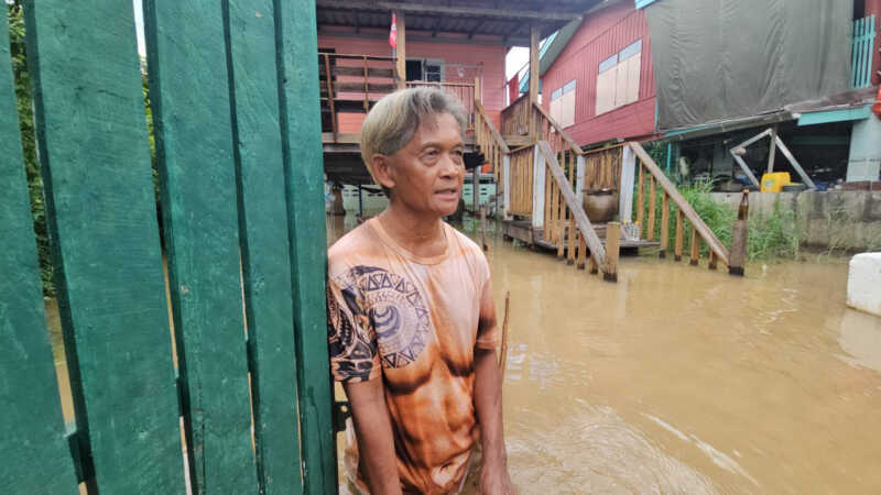 ปทุมธานี – ริมเจ้าพระยาโอดสามโคกจม6วันกลายเป็นพื้นที่รับน้ำห่วงทวด 103 ปีผวาอีก 20 ซม.ทะลุสถิติปี 60