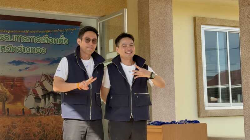 อ่างทอง – กรวีร์มั่นใจรัฐบาลจะได้รับการโหวตผ่านในการอภิปราย ส่วนที่บางพรรคกล่าวหาว่าปิดปากยืนยันว่า กกต.เป็นองค์กรอิสระไม่เกี่ยวกับรัฐบาลและพรรคไม่ได้หลบเลี่ยง