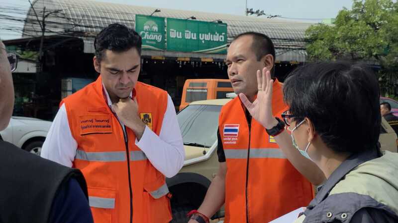 ปทุมธานี – มท.3 เจเศรษฐ์ ควักงบส่วนตัวจัดบิ๊กแบ๊กกั้นน้ำเหนือรังสิต พร้อมกางมาตรการจ่ายเยียวยา 9,000 บาท