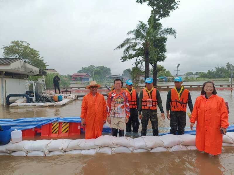 จังหวัดปราจีนบุรี – ลงพื้นที่เทศบาลเมืองปราจีนบุรีและโรงพยาบาลเจ้าพระยาอภัยภูเบศร ติดตามสถานการณ์น้ำท่วมขังและมีฝนตกต่อเนื่อง
