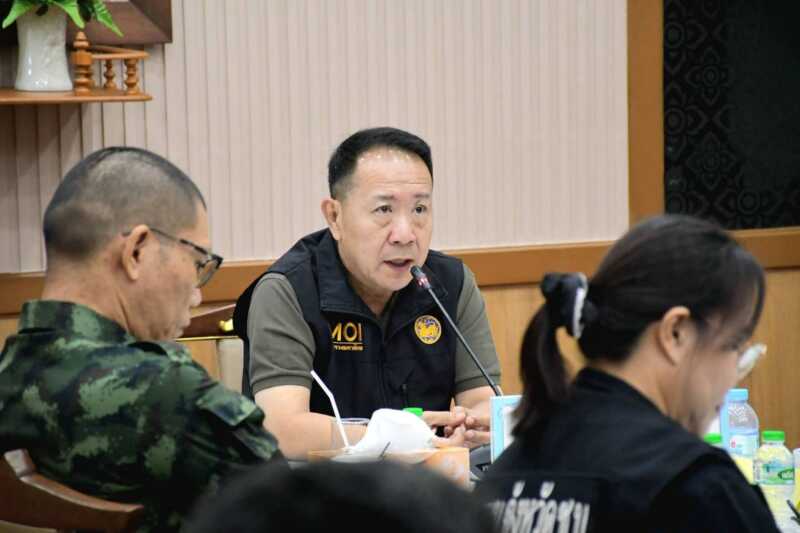 ผู้ว่าฯ ชลบุรีร่วมประชุม บกปภ.ช. รับข้อสั่งการเร่งระบายน้ำ–ฟื้นฟู–เยียวยา เฝ้าระวังฝนหนัก 4–7 ต.ค.