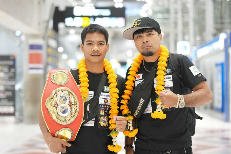 “เพชรโกศล” กลับถึงไทยพร้อมเข็มขัด IBF หลังป้องกันแชมป์สำเร็จ ขอบคุณทุกกำลังใจจากคนไทย