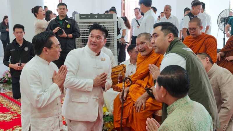 สองพิธีสำคัญแห่งศรัทธา! สมเด็จพระมหาธีราจารย์–หลวงปู่ศิลา ร่วมเบิกเนตรพระศรีอริยเมตไตรยฯ อีกหนึ่งพิธีหลวงปู่ศิลาเมตตาเบิกเนตรพระพุทธรูปในสวนไม้พุทธประวัติ เสริมสิริมงคลพืชสวนโลกอุดรฯ
