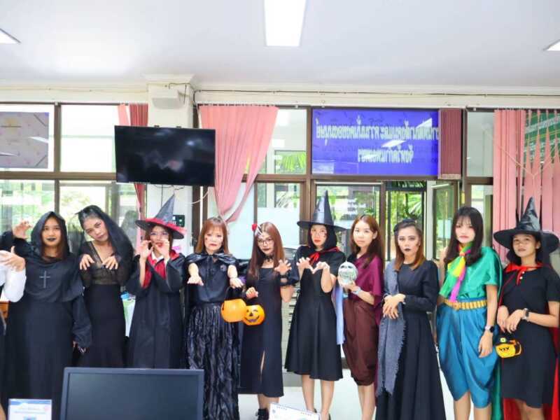 “คลังจังหวัดกำแพงเพชร เสกเวทมนต์ แจกเค็กเซอร์ไพรส์ ไปทั้งศูนย์ราชการ”