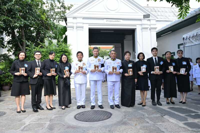 มูลนิธิป่อเต็กตึ๊งร่วมเป็นเจ้าภาพบำเพ็ญกุศลถวายพระศพและวางพวงมาลาถวายสักการะเบื้องหน้าพระรูป สมเด็จพระเจ้าลูกเธอ เจ้าฟ้าพัชรกิติยาภา นเรนทิราเทพยวดี กรมหลวงราชสาริณีสิริพัชร มหาวัชรราชธิดา ณ พระที่นั่งพิมานรัตยา ในพระบรมมหาราชวัง