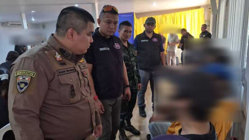 ตม.หนองคายรับตัว 33 คนไทย ถูกทางการลาวจับกุมจากปฏิบัติการกวาดล้างเครือข่ายเว็บพนันออนไลน์ในนครหลวงเวียงจันทน์