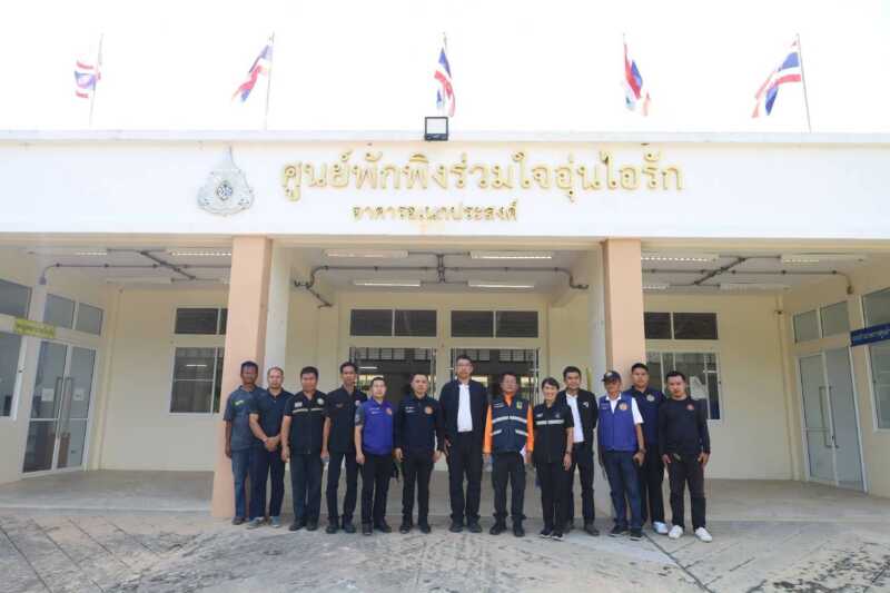 ประจวบฯ – เตรียมพร้อมรับมืออุทกภัย! รองผู้ว่าฯ ลงพื้นที่ตรวจศูนย์พักพิงบางสะพาน รองรับประชาชน 600 คน