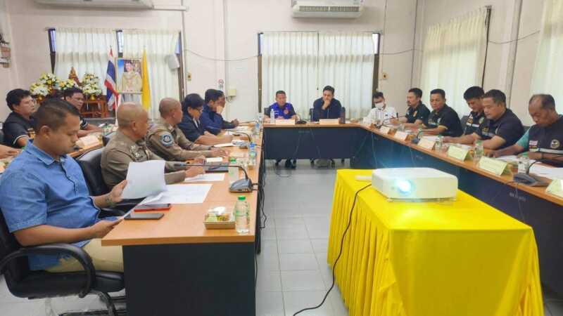 ประจวบฯ – สส.เขต 3 รุดแก้จุดเสี่ยงไชยราช! หลัง 3 เดือนเกิดอุบัติเหตุ 16 ครั้ง เสียชีวิต 3 ราย จี้แก้ปัญหาขับย้อนศรถนนคู่ขนานเพชรเกษม