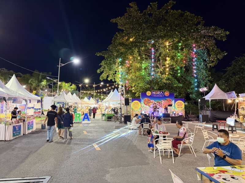 อิ่มแถมได้บุญ! กับโครงการ “ครัวแบ่งปัน” ข้าวราดแกง 20 บาท ในงาน “Nora Night Market”