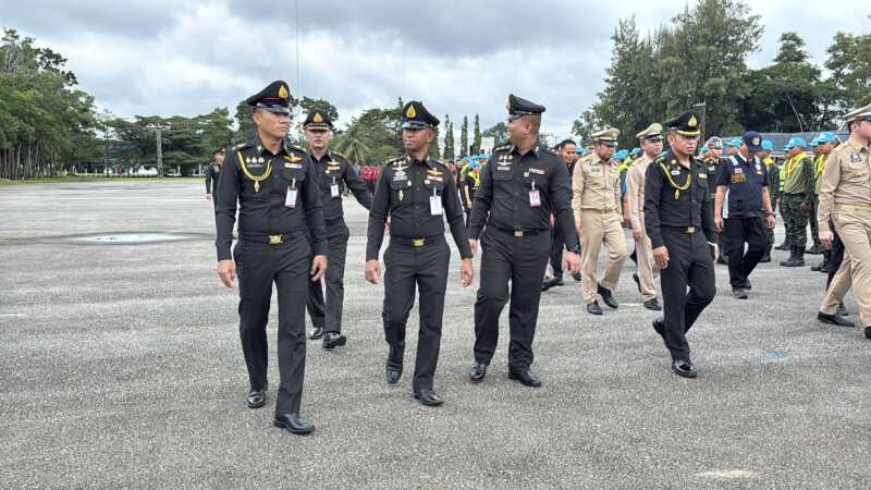 ชุมพร – ผู้ว่าฯ ชุมพร ตรวจความพร้อมบรรเทาสาธารณภัย มทบ.44 ผนึกกำลังทุกภาคส่วน รับมือภัยฉุกเฉิน ช่วยประชาชนได้ทันท่วงที