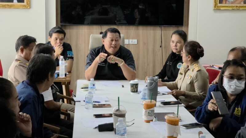 ปทุมธานี – รมช.เกษตรฯ ลงพื้นที่ประตูน้ำวัดแสงสรรค์-วัดกล้าชอุ่มถกสรุป 3 ข้อเสนอใหญ่ฟื้นฟูคลองหลวง